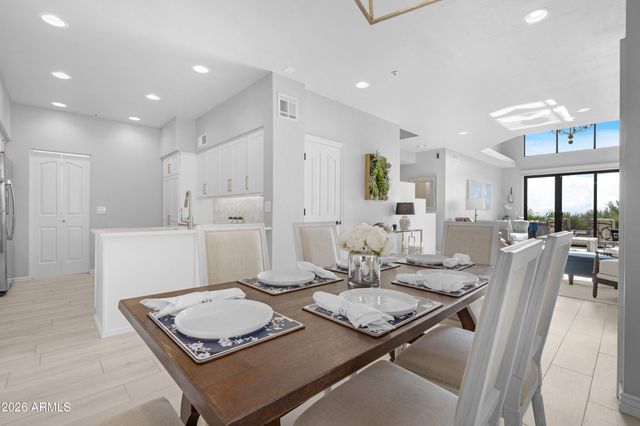 25555 N WINDY WALK Drive 75, Scottsdale, AZ 85255