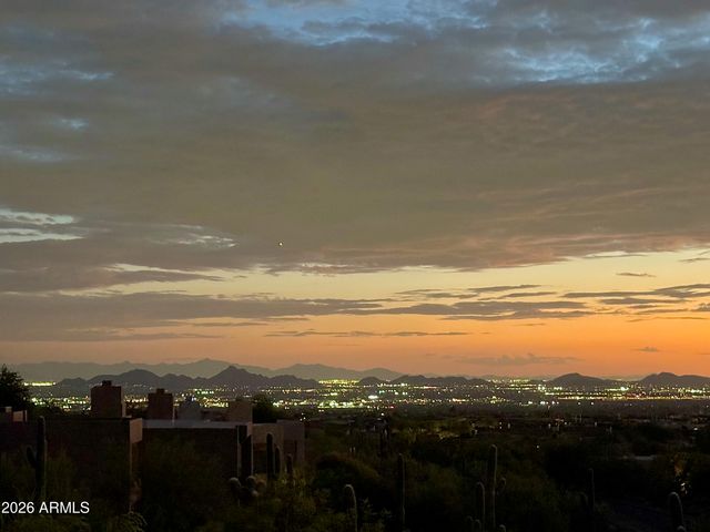 25555 N WINDY WALK Drive 75, Scottsdale, AZ 85255