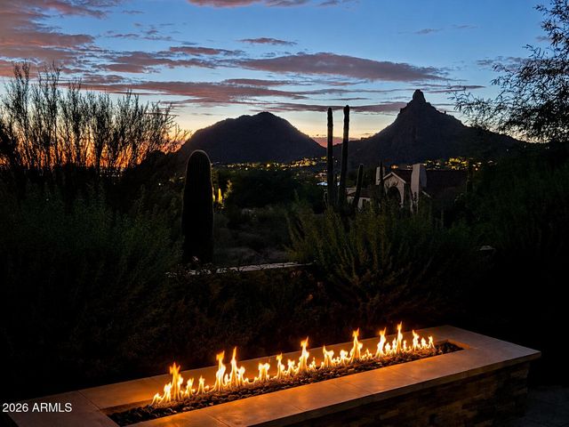 25555 N WINDY WALK Drive 75, Scottsdale, AZ 85255