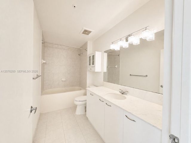 133 NE 2nd Avenue 3513, Miami, FL 33132