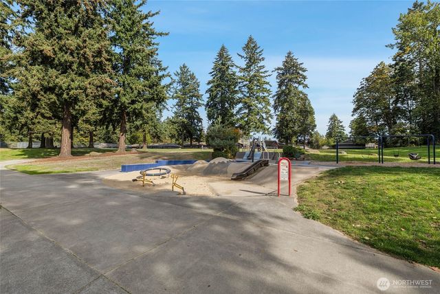 23303 100th Avenue SE, Kent, WA 98031