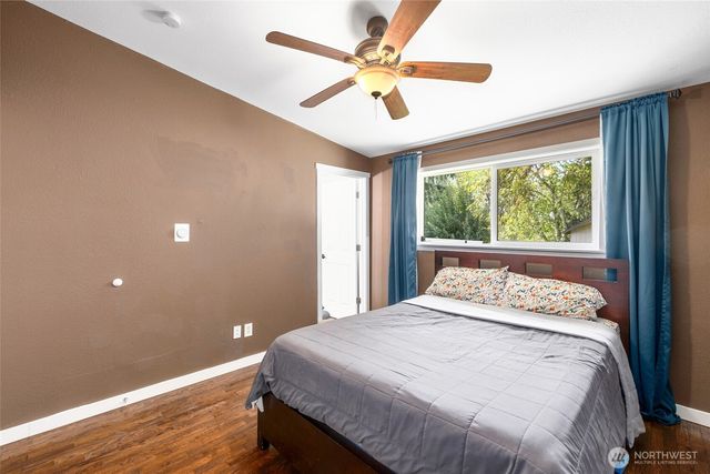 23303 100th Avenue SE, Kent, WA 98031