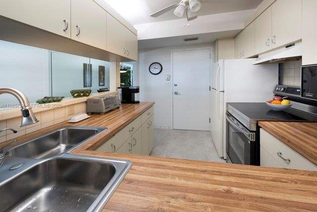 4010 Galt Ocean Dr 1701, Fort Lauderdale, FL 33308