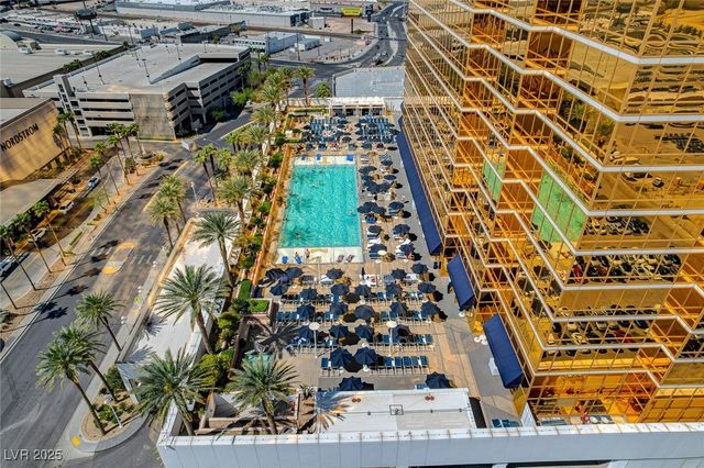 2000 North Fashion Show Drive 2815, Las Vegas, NV 89109