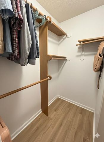 7904 Little Lane, Pleasant Valley, MO 64068