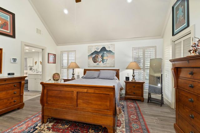 2360 Gun And Rod Circle, Brenham, TX 77833