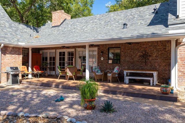 2360 Gun And Rod Circle, Brenham, TX 77833