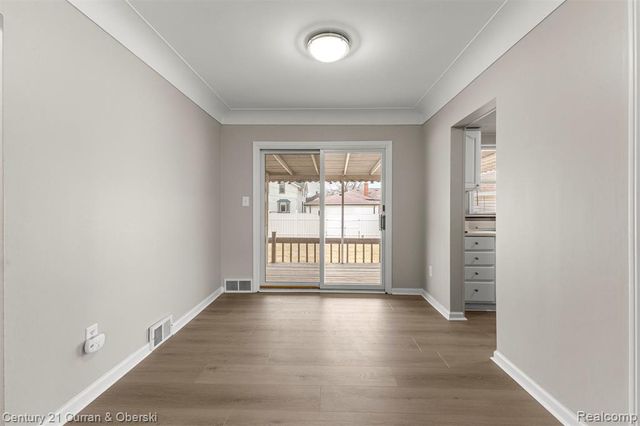 1046 6th Street, Wyandotte, MI 48192