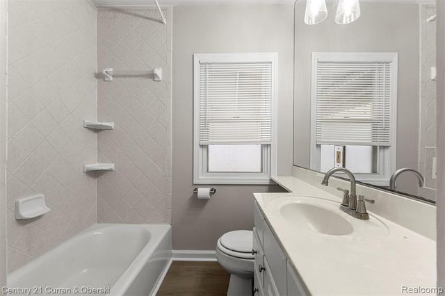 1046 6th Street, Wyandotte, MI 48192