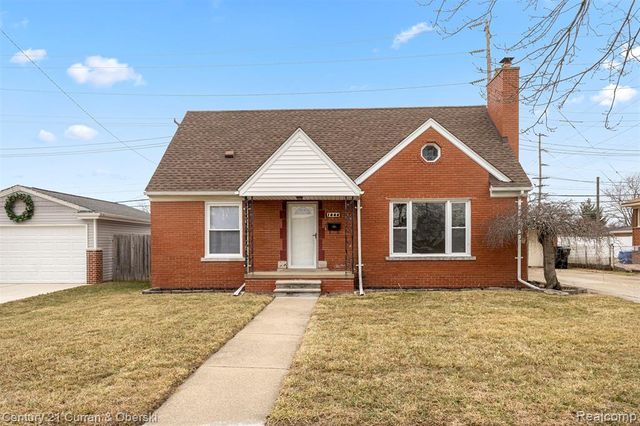 1046 6th Street, Wyandotte, MI 48192
