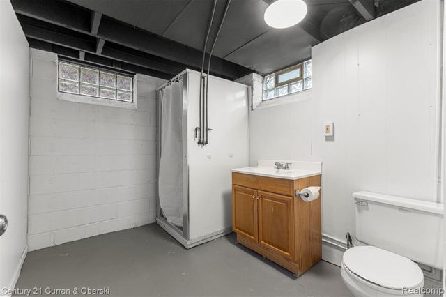 1046 6th Street, Wyandotte, MI 48192