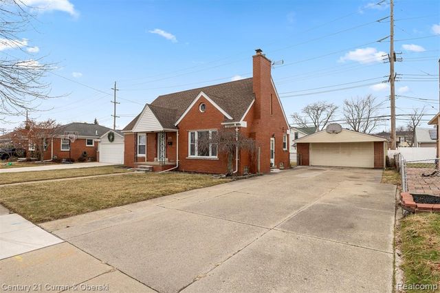 1046 6th Street, Wyandotte, MI 48192