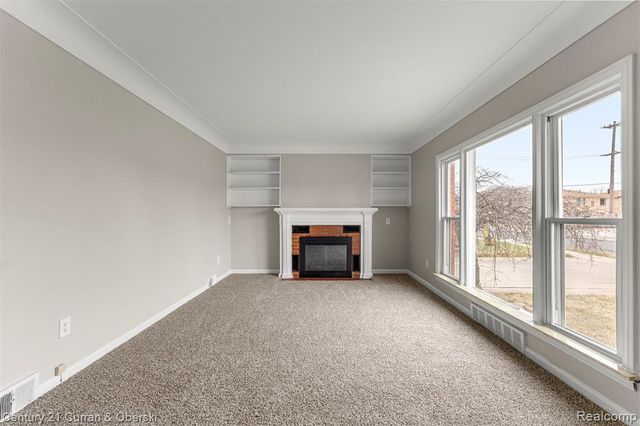 1046 6th Street, Wyandotte, MI 48192