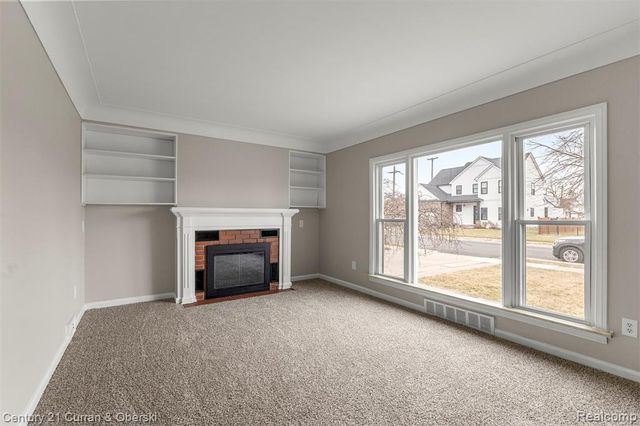 1046 6th Street, Wyandotte, MI 48192