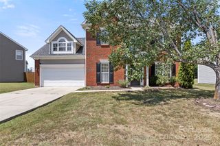 16061 Stuarts Draft Court, Charlotte, NC 28278