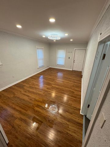 54 E Sylvania Avenue, Toledo, OH 43612