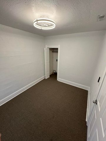 54 E Sylvania Avenue, Toledo, OH 43612