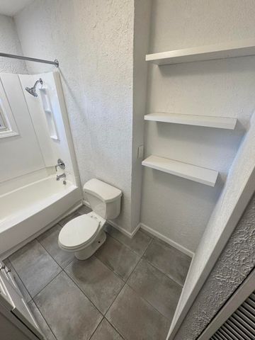 54 E Sylvania Avenue, Toledo, OH 43612