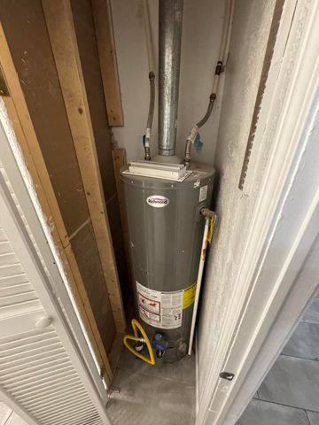 54 E Sylvania Avenue, Toledo, OH 43612