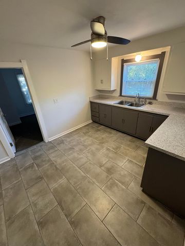 54 E Sylvania Avenue, Toledo, OH 43612