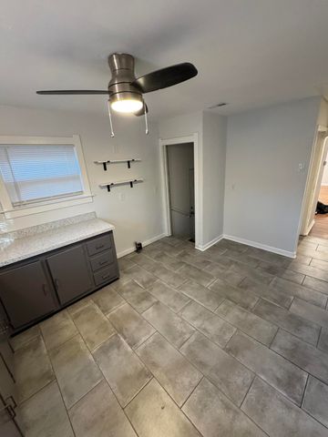 54 E Sylvania Avenue, Toledo, OH 43612