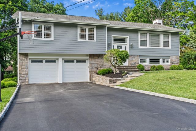 224 Willow Drive, Briarcliff Manor, NY 10510