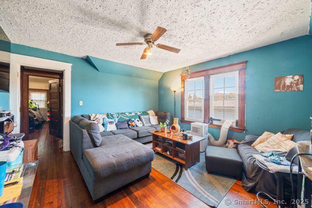 196 Center Street, West Haven, CT 06516