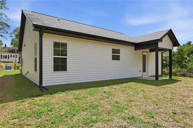 111 Kensington Circle, Fayetteville, NC 28301