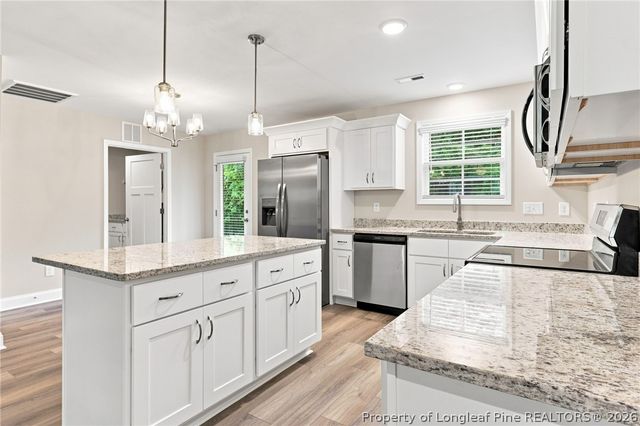 111 Kensington Circle, Fayetteville, NC 28301