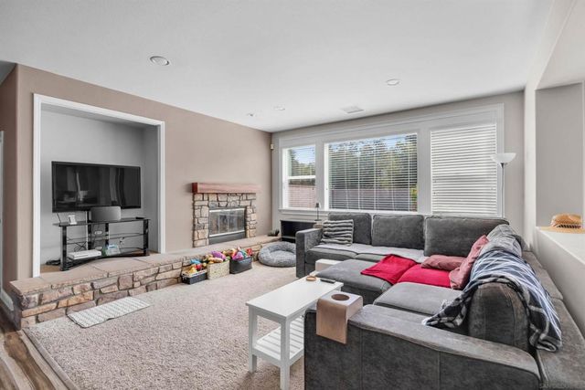 563 Crystal Downs Glen, Escondido, CA 92026