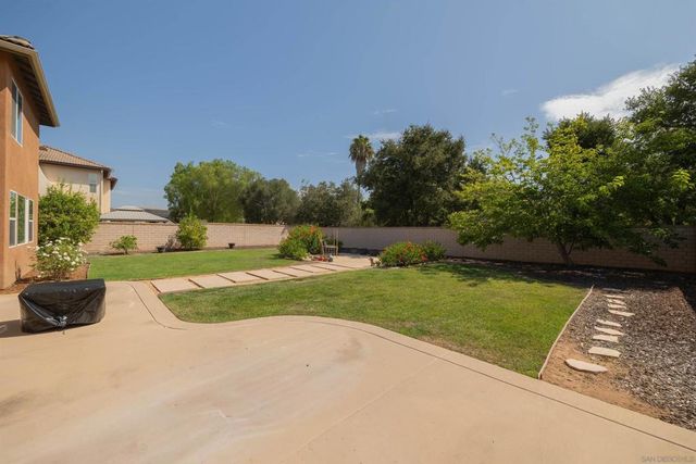 563 Crystal Downs Glen, Escondido, CA 92026