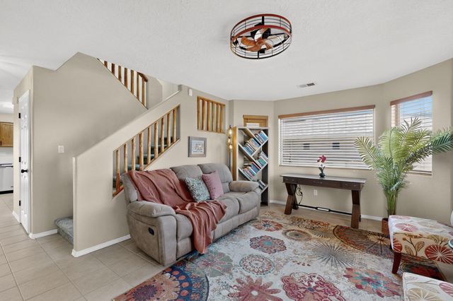 4701 26th Avenue NE, Rio Rancho, NM 87144