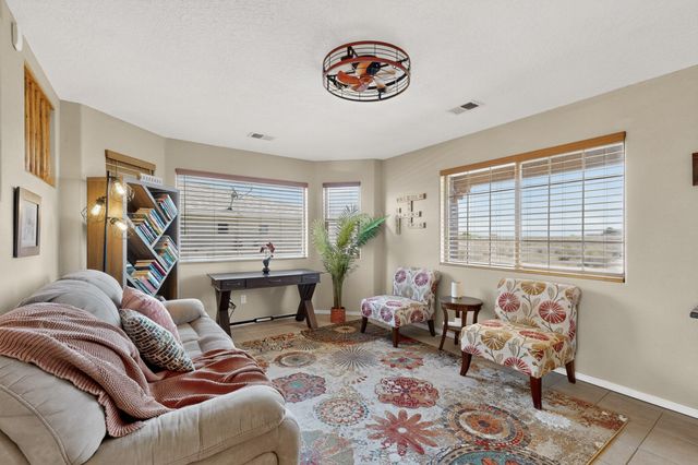 4701 26th Avenue NE, Rio Rancho, NM 87144