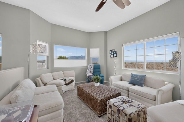 4701 26th Avenue NE, Rio Rancho, NM 87144