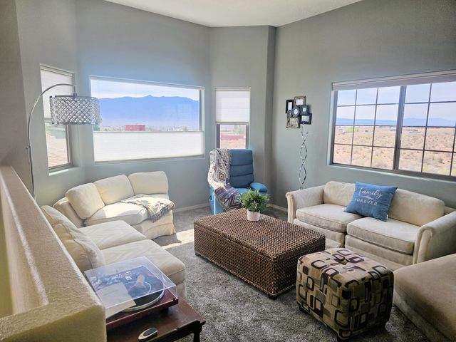 4701 26th Avenue NE, Rio Rancho, NM 87144