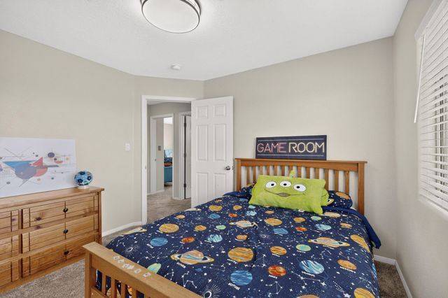 4701 26th Avenue NE, Rio Rancho, NM 87144