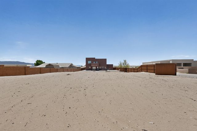 4701 26th Avenue NE, Rio Rancho, NM 87144