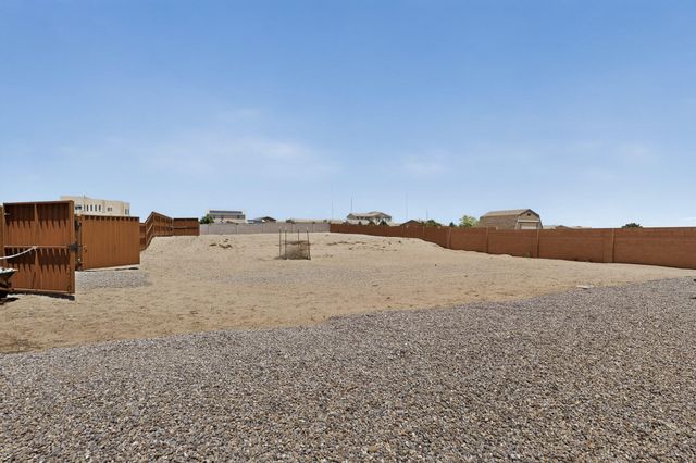 4701 26th Avenue NE, Rio Rancho, NM 87144