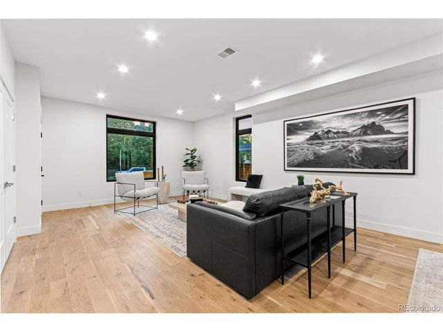 1448 Stuart St, Denver, CO 80204
