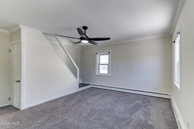 1353 Helderberg Avenue, Rotterdam, NY 12306