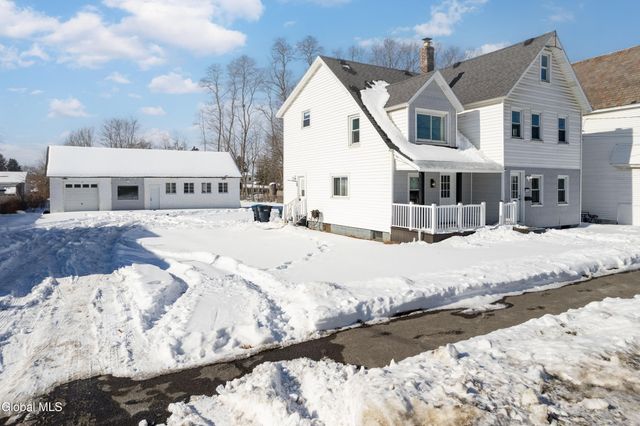 1353 Helderberg Avenue, Rotterdam, NY 12306