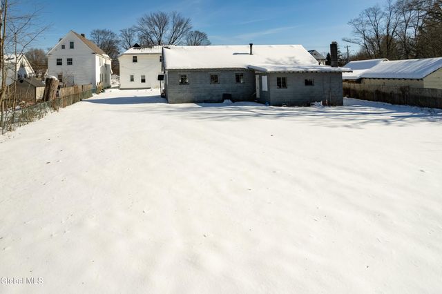 1353 Helderberg Avenue, Rotterdam, NY 12306