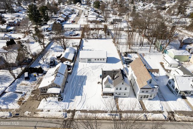 1353 Helderberg Avenue, Rotterdam, NY 12306