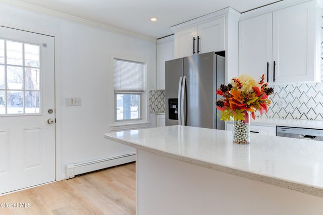 1353 Helderberg Avenue, Rotterdam, NY 12306