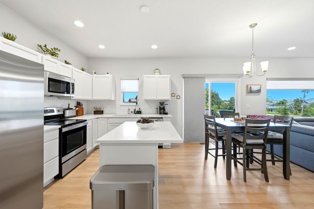 2217 Waller Avenue, Norwalk, IA 50211