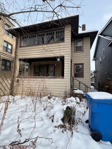 4742 N Sacramento Avenue, Chicago, IL 60625