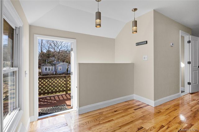 19 Milburn Road, Sound Beach, NY 11789