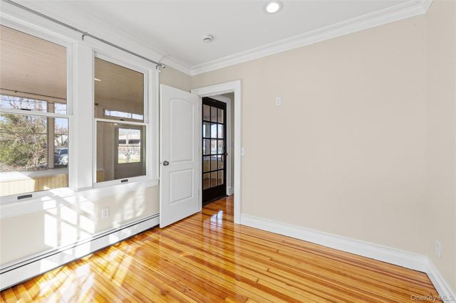 19 Milburn Road, Sound Beach, NY 11789