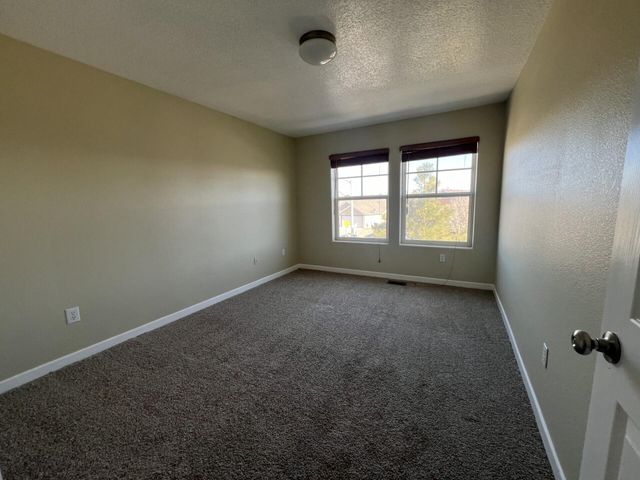6204 CORTE ALZIRA NW, Albuquerque, NM 87114