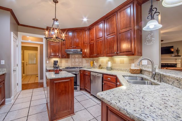 225 NIXON LOOP, Savannah, TN 38372